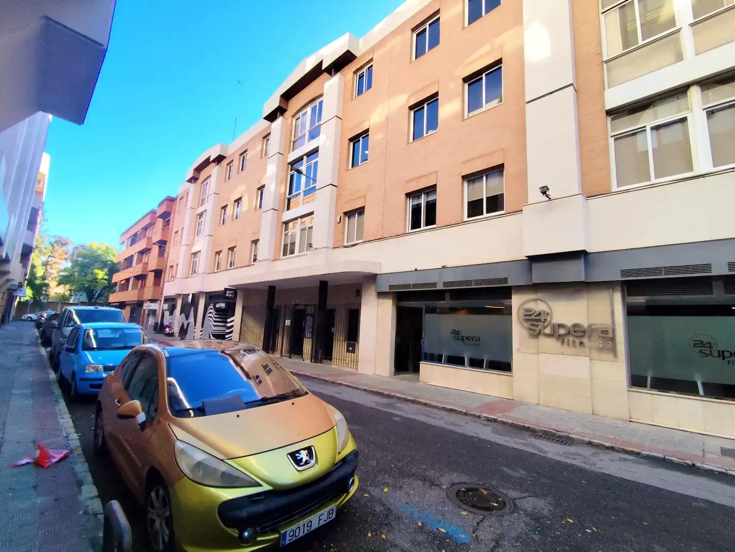 Außenansicht von Büro zum Verkauf in Sevilla mit Klimaanlage