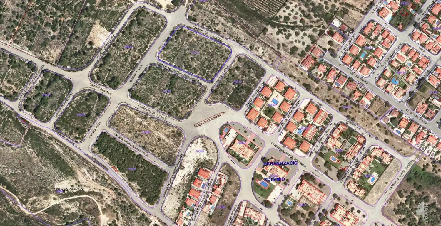 Terreny residencial en venda a Carrer de Victor Català (C. Albert) 2, imagen 9