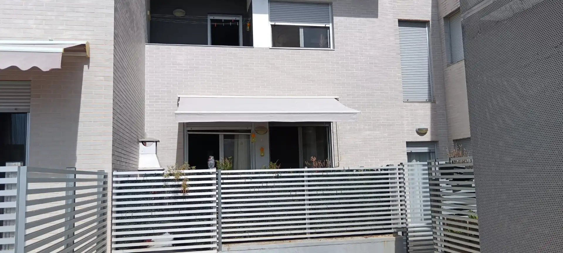 Vista exterior de Casa adosada en venta en Torres de Berrellén con Aire acondicionado, Calefacción y Terraza