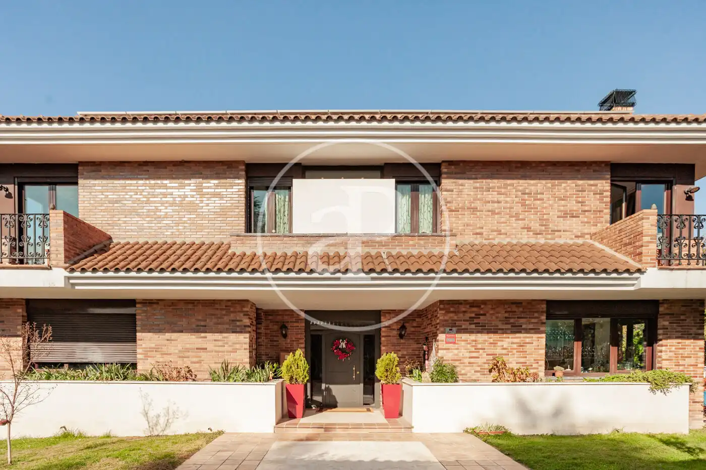 Vista exterior de Casa o chalet en venta en Pozuelo de Alarcón con Aire acondicionado, Calefacción y Jardín privado
