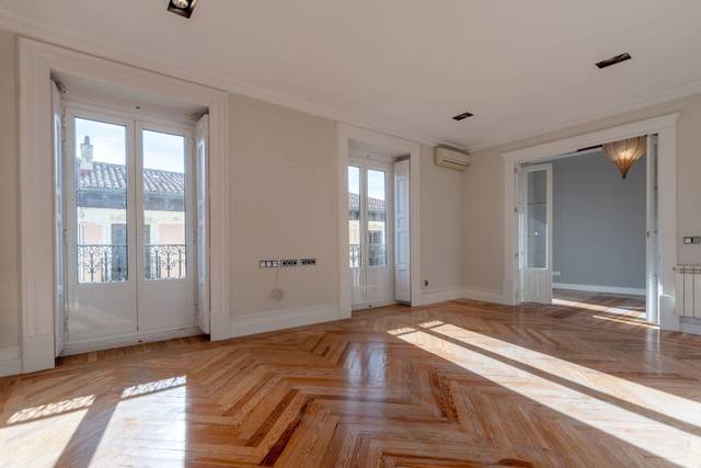 Piso en Venta en Justicia - Chueca