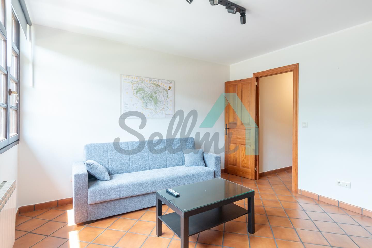 Living room of Duplex for sale in Sobrescobio  with Heating, Parquet flooring and Furnished
