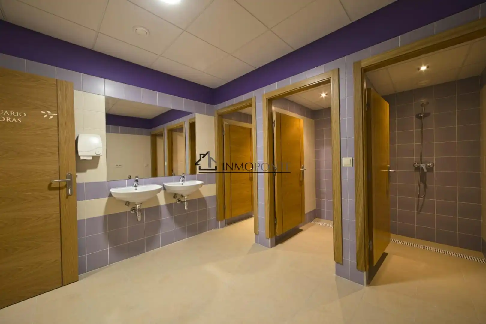Baño de Local de alquiler en Pontevedra Capital 