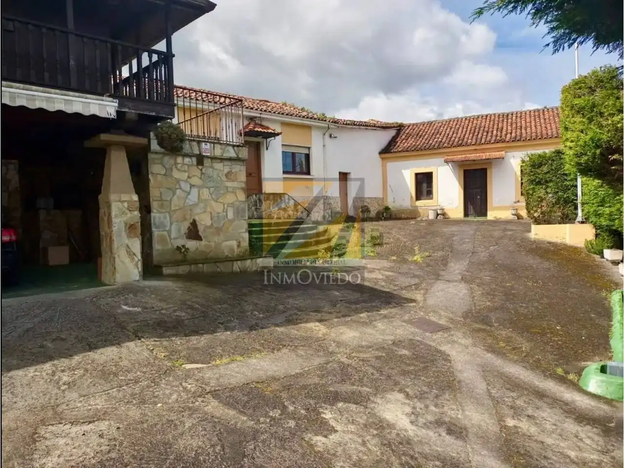 Vista exterior de Casa o xalet en venda en Gijón 