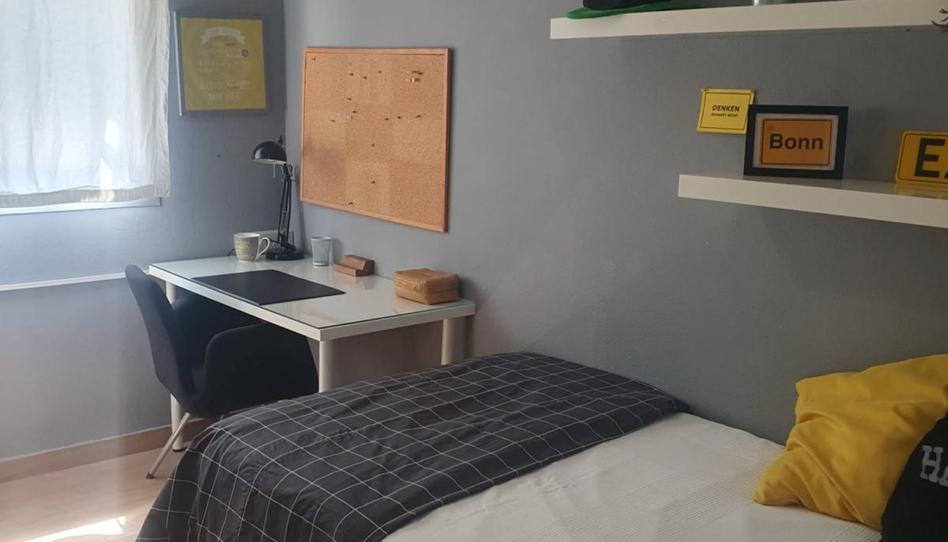 Photo 1 of Apartment to share in El Plantinar – Avda. La Paz - El Juncal, Sevilla