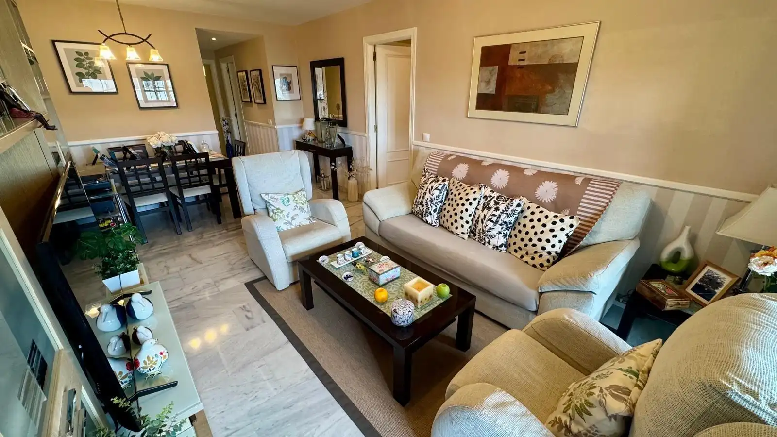 Living room of Flat for sale in Rincón de la Victoria  with Air Conditioner, Terrace and Community pool