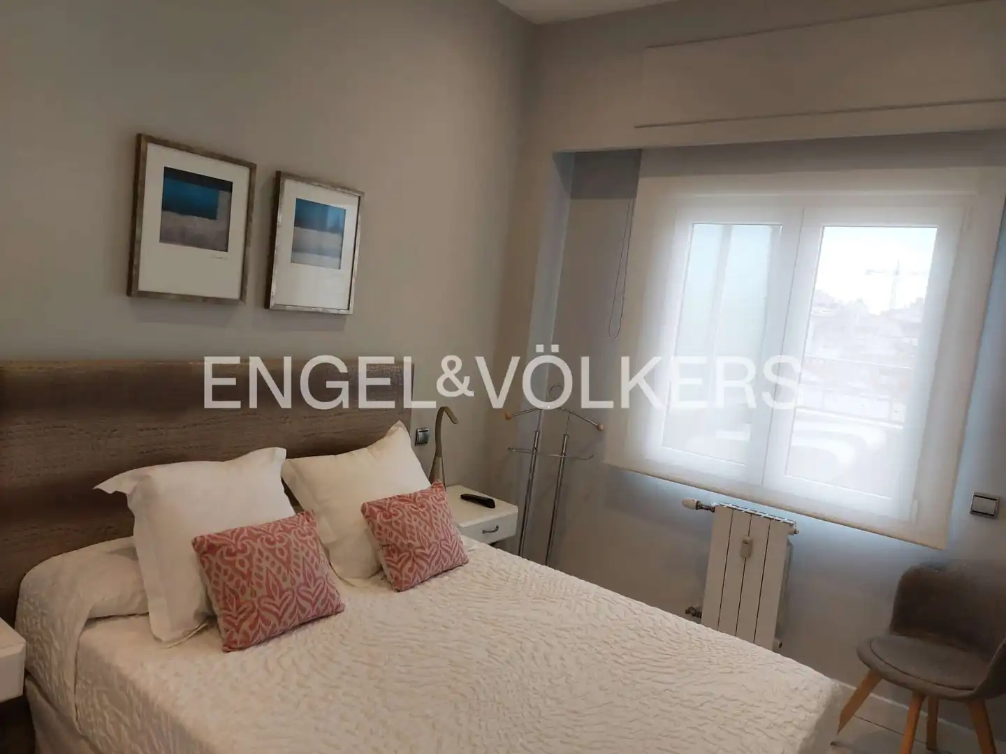 Schlafzimmer von Wohnung zur Miete in Madrid mit Klimaanlage, Heizung und Terrasse
