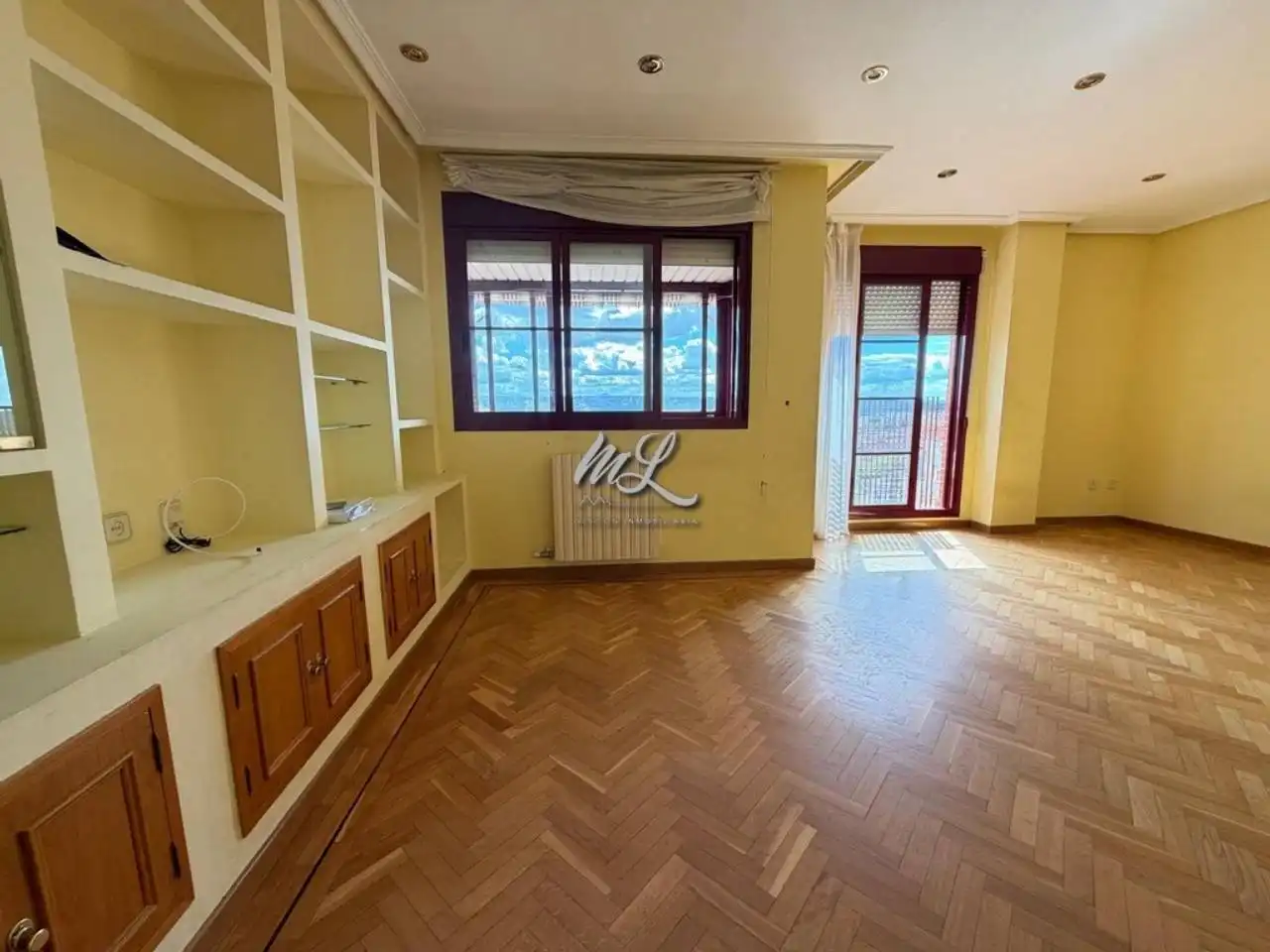 Sala de estar de Piso en venta en Toledo con Aire acondicionado, Calefacción y Parquet