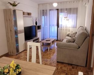 Living room of Flat to rent in Móstoles  with Heating, Terrace and Furnished