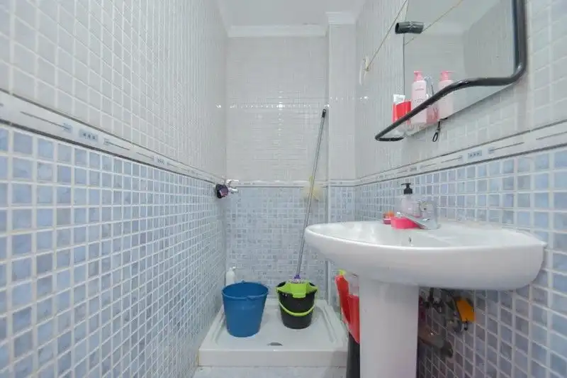 Baño de Piso en venta en Granada con Terraza