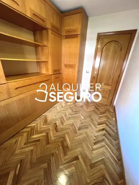 Flat for rent in Yugoslavia , El Carrascal