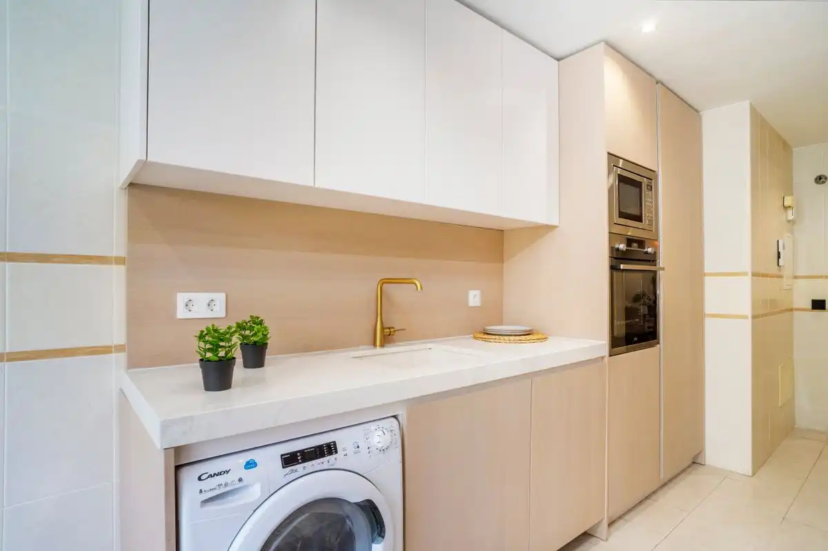 Cocina de Piso en venta en Marbella con Aire acondicionado, Calefacción y Jardín privado