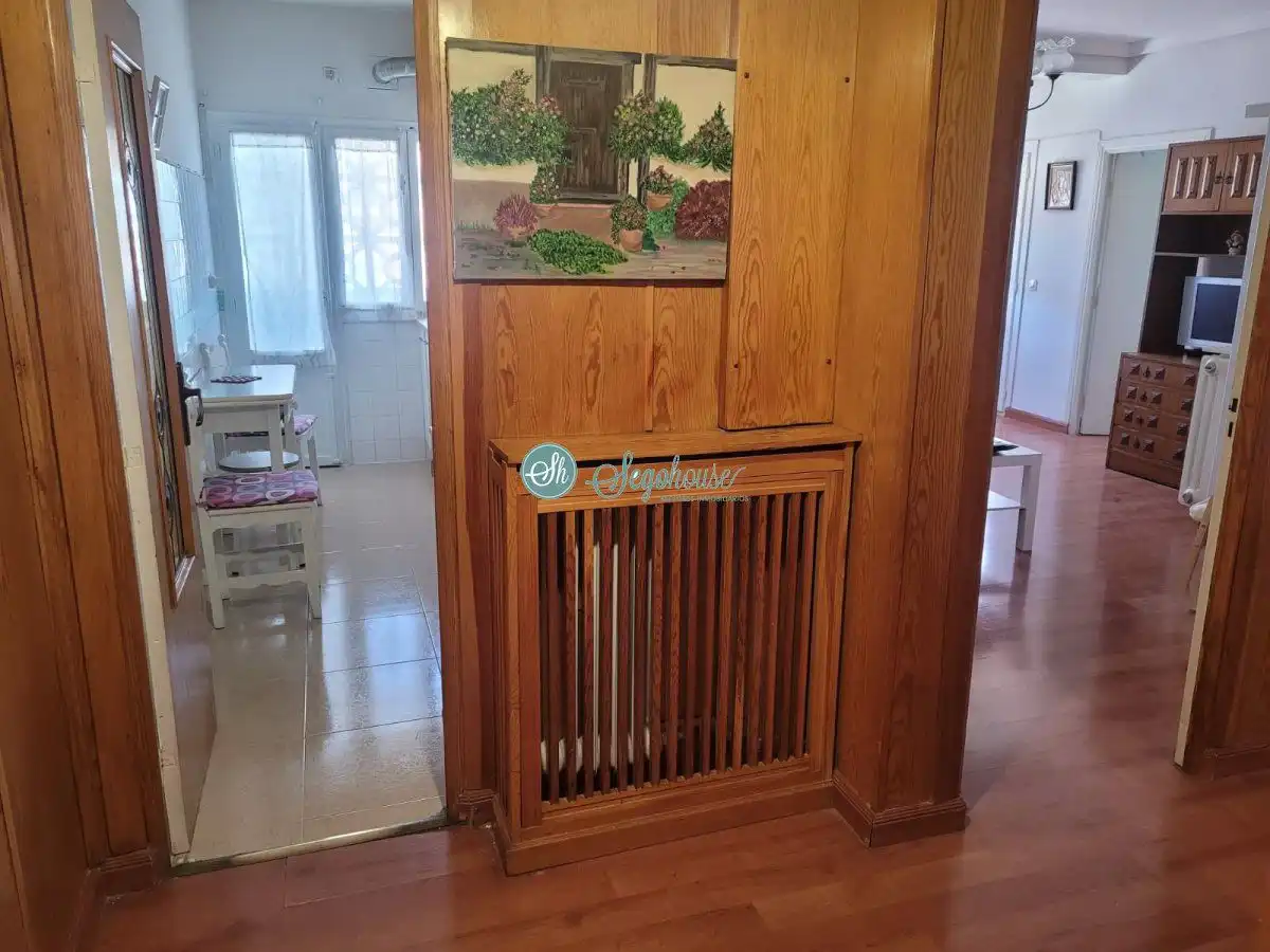 Piso en venta en Segovia con Calefacción y Terraza