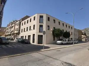 Außenansicht von Gebäude zum Verkauf in Petrer