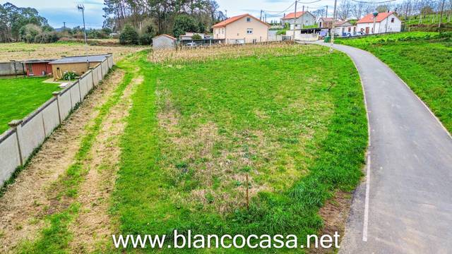 Terreno residencial en Venta en A Laracha