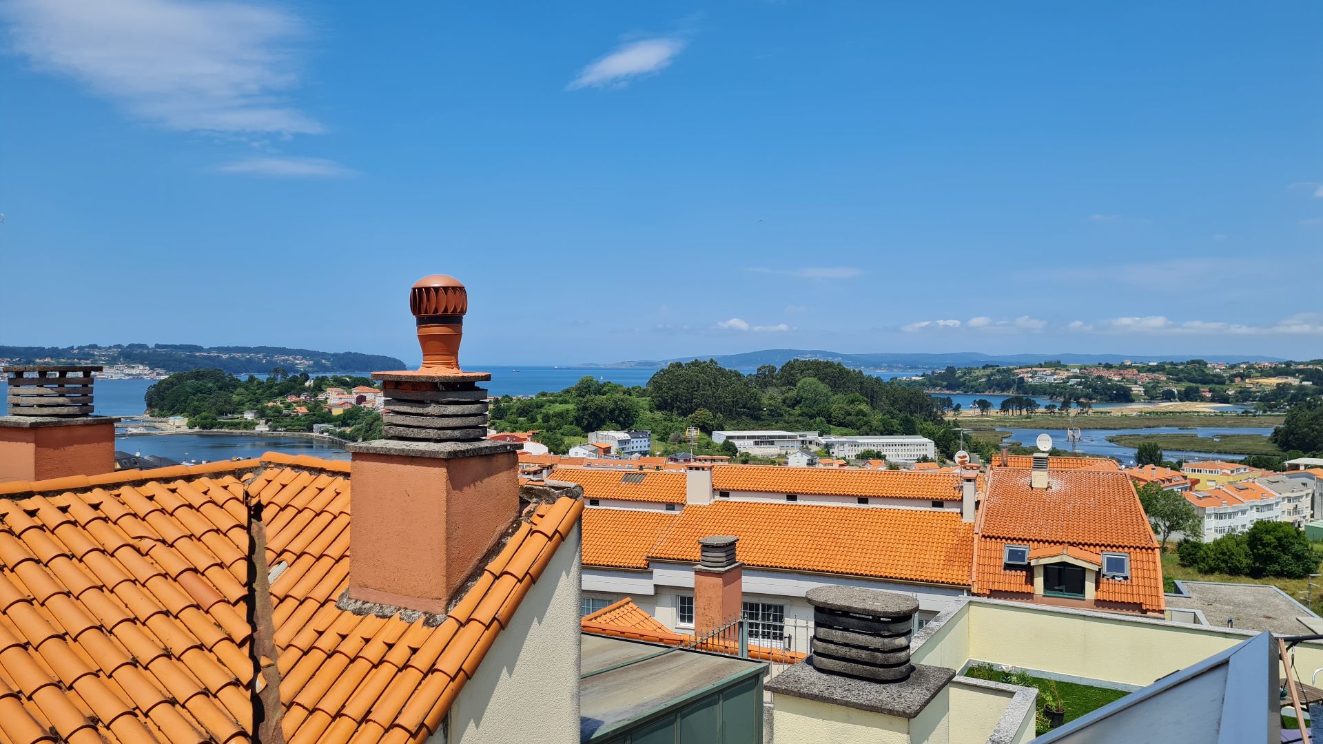 Vista exterior de Àtic en venda en Miño amb Traster i Moblat