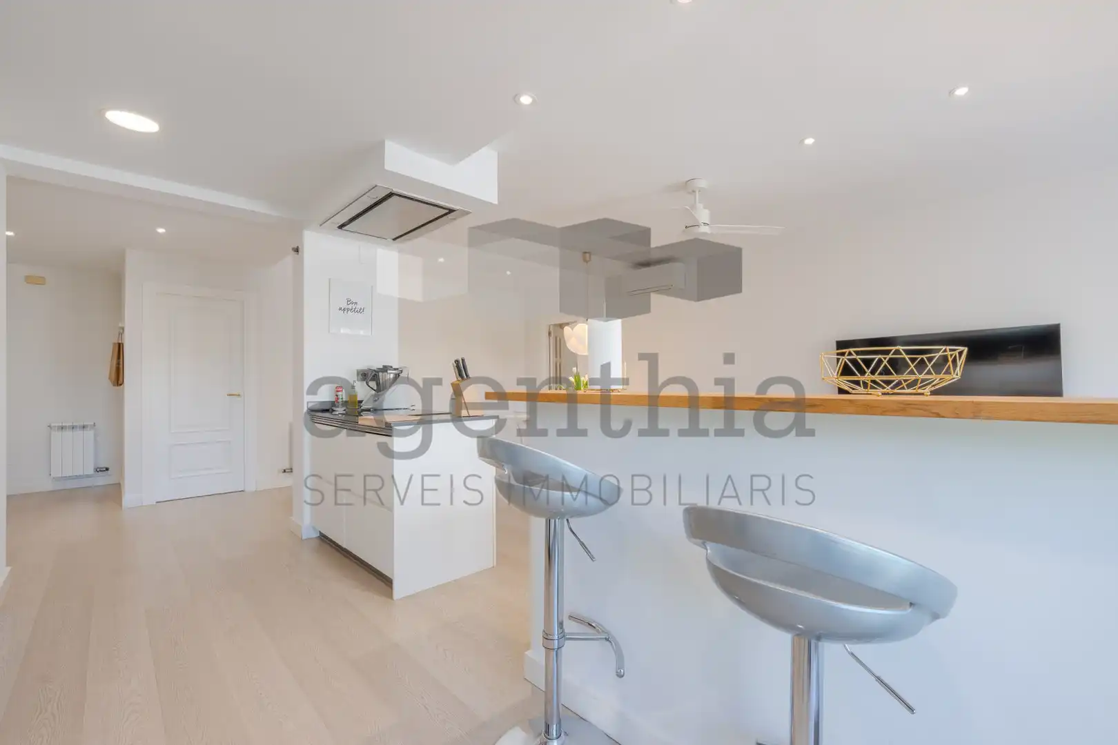 Kitchen of Flat for sale in Girona  with Air Conditioner, Heating and Balcony