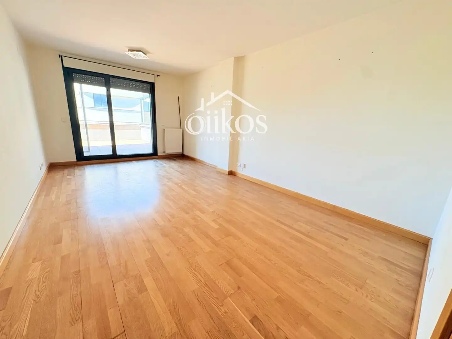 Sala de estar de Piso en venta en Villamayor con Calefacción, Trastero y Balcón