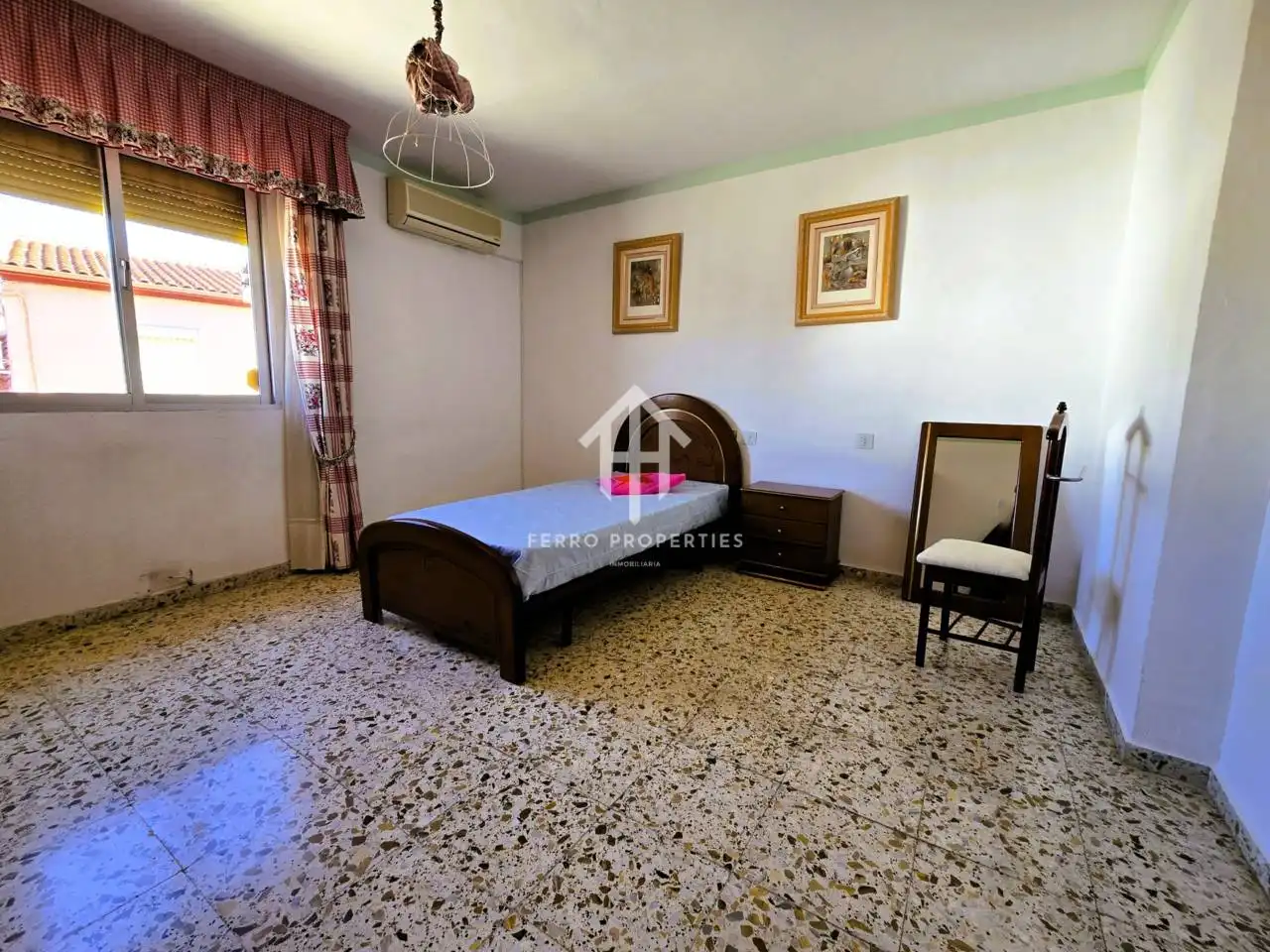 Casa o xalet en venda a Loja