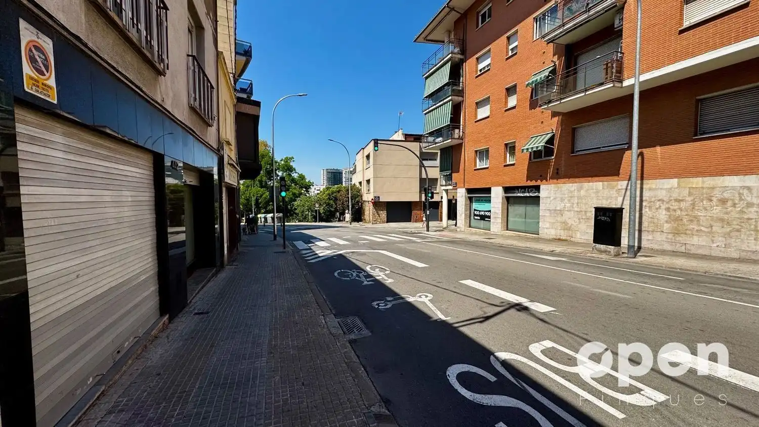 Exterior view of Houses for sale in Terrassa  with Air Conditioner, Heating and Terrace