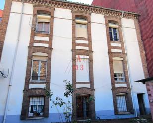 Exterior view of House or chalet for sale in León Capital   with Heating and Storage room