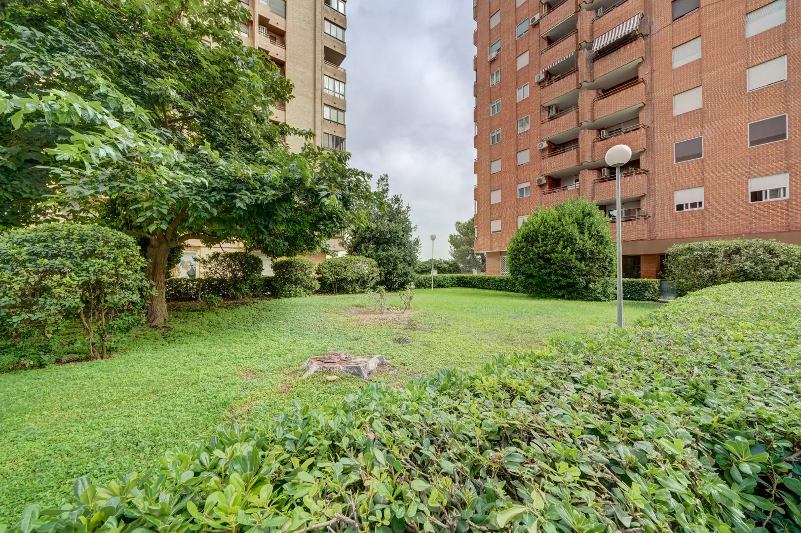 Jardí de Pis en venda en Paterna amb Aire condicionat, Terrassa i Forn