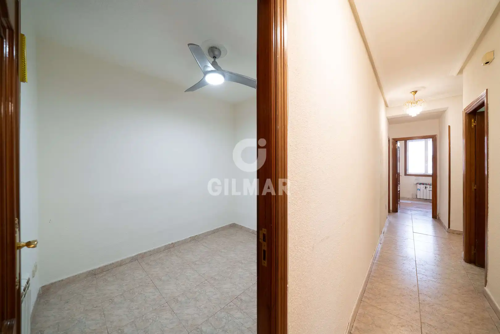 Piso en venta en Madrid con Calefacción y Trastero