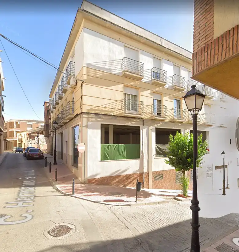 Vista exterior de Piso en venta en Mengíbar