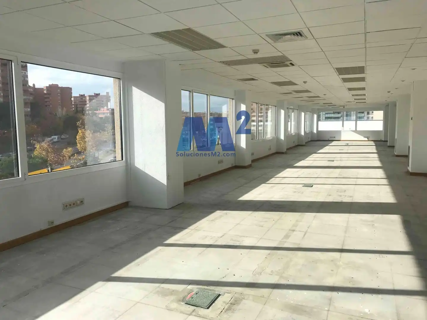Oficina de alquiler en Tres Cantos