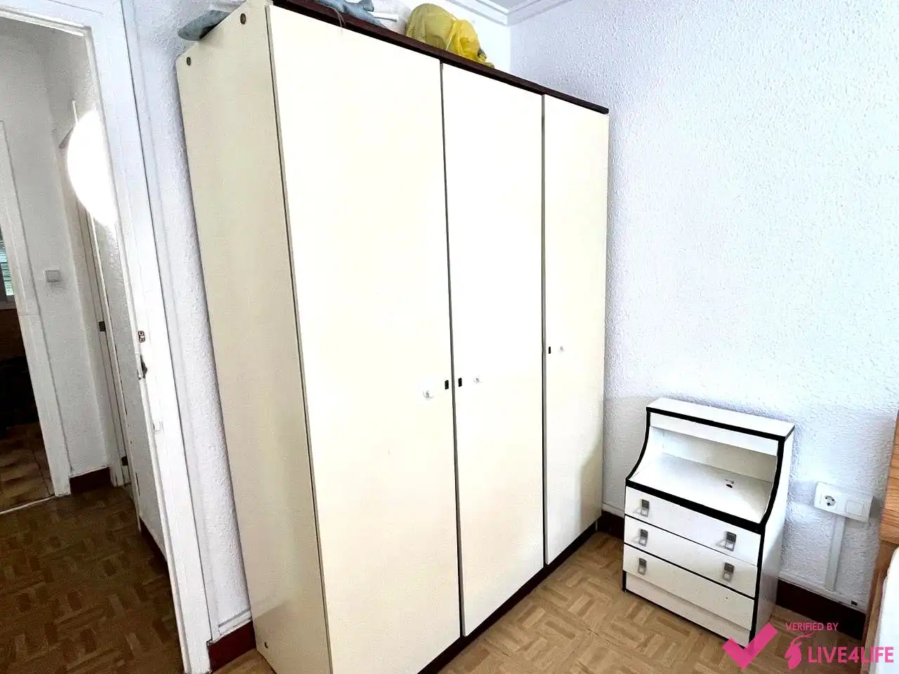 Habitación de Piso de alquiler en Valencia con Jardín privado y Amueblado