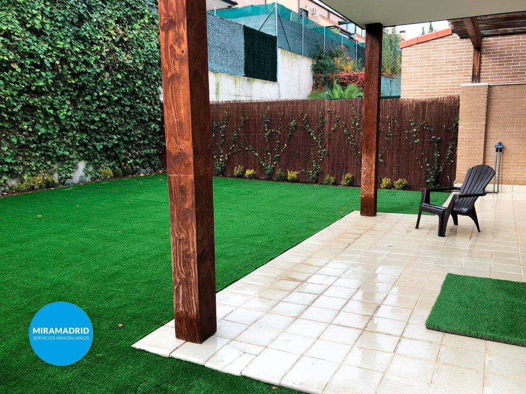 Terrace of Single-family semi-detached to rent in Paracuellos de Jarama