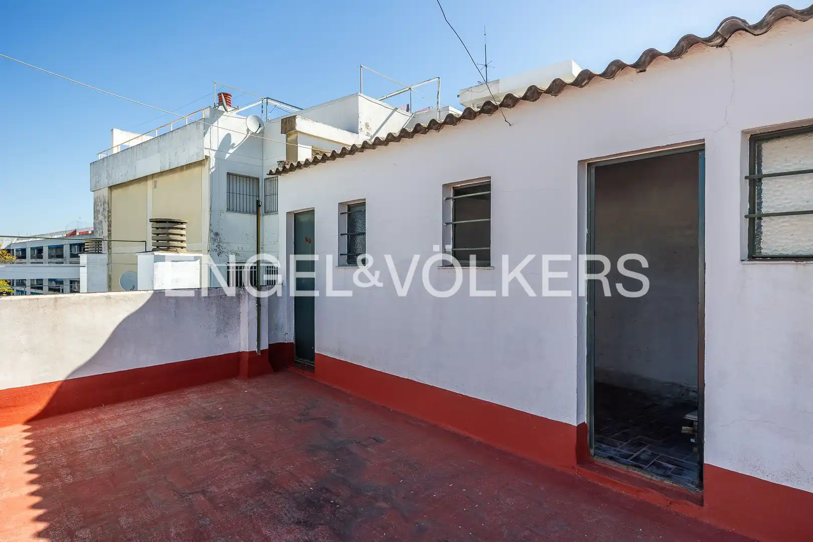 Exterior view of Flat for sale in Sevilla  with Heating, Terrace and Storage room