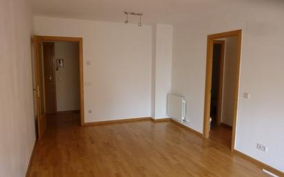 Flat for sale in Girona Capital
