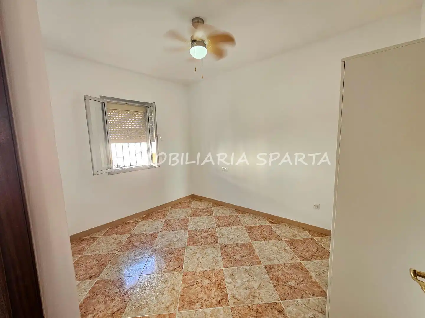 Terraced house to rent in Calle Maestro Granados 20, imagen 2