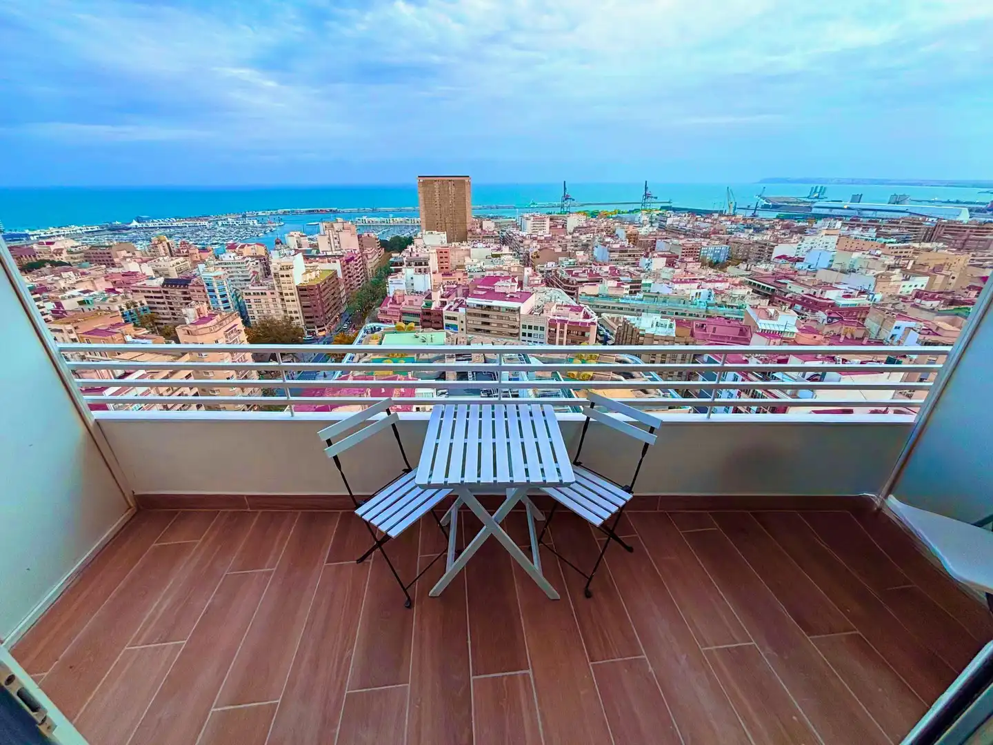 Terrassa de Apartament en venda en Alicante / Alacant amb Aire condicionat i Terrassa