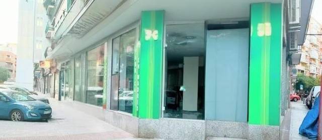 Local comercial en Alquiler en Casco Antiguo