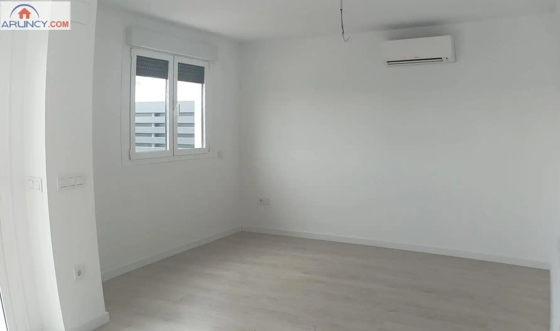 Adosado con piscina en venta en Entrenúcleos, imagen 18