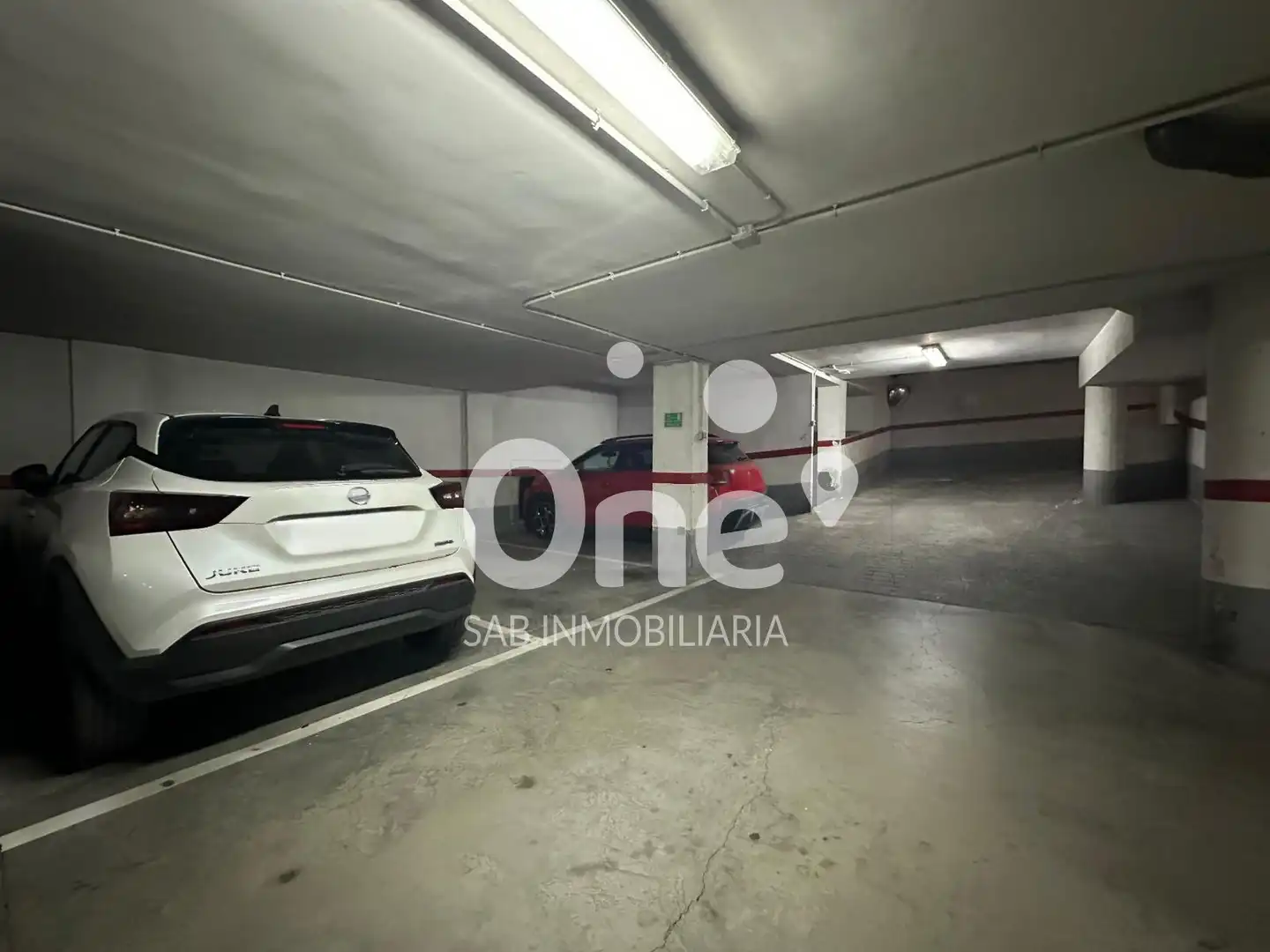 Parking de Piso en venta en La Pobla de Vallbona con Aire acondicionado, Trastero y Horno