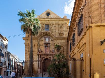 Vista exterior de Casa o xalet en venda en Antequera amb Terrassa i Balcó