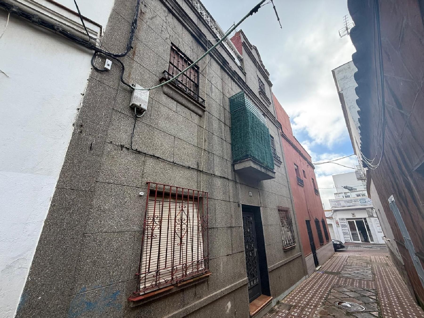 Exterior view of Houses for sale in Algeciras
