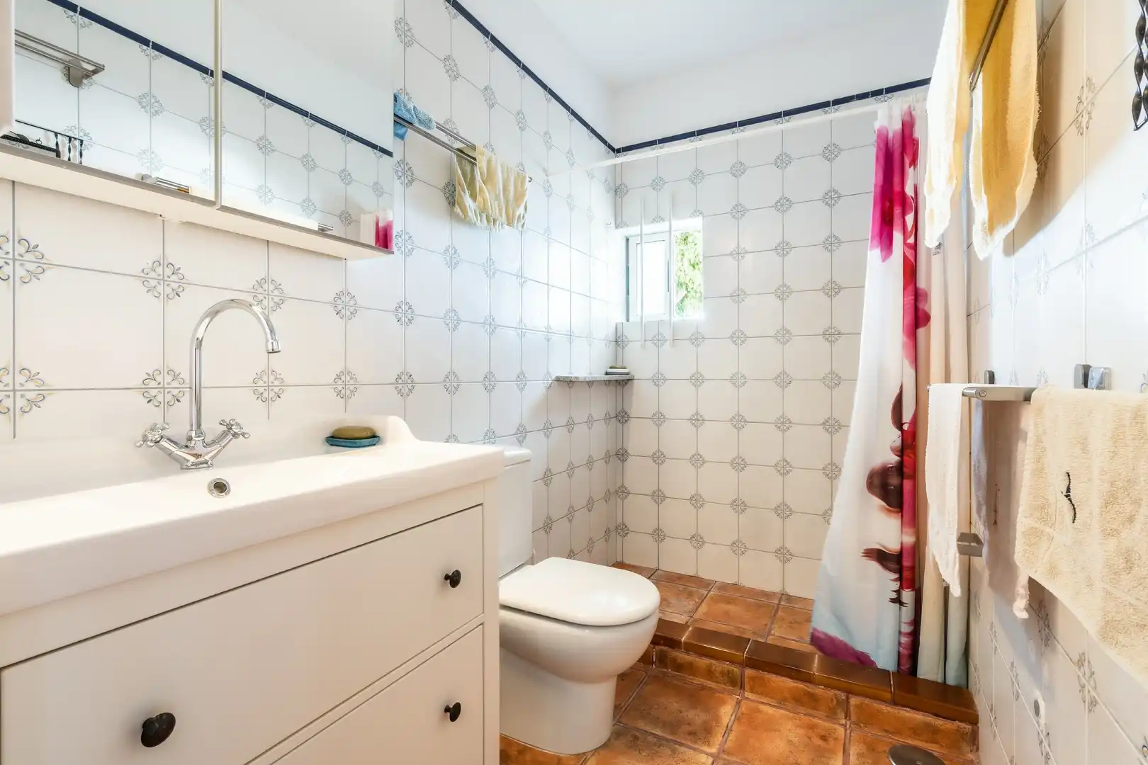 Badezimmer von Haus oder Chalet zum Verkauf in Güímar mit Privatgarten, Terrasse und Abstellraum