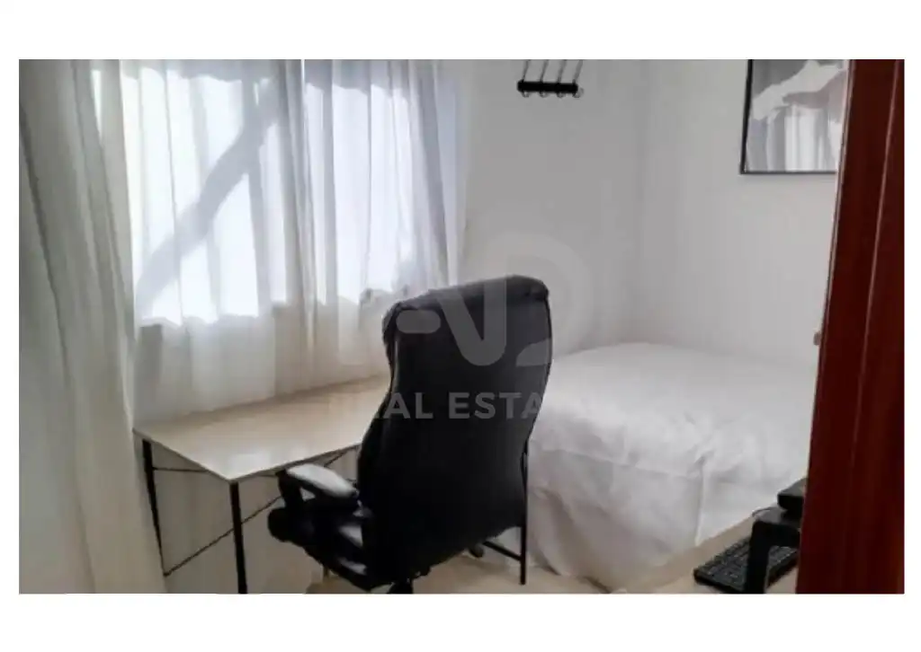 Habitación de Casa adosada en venta en Lepe con Calefacción, Terraza y Piscina