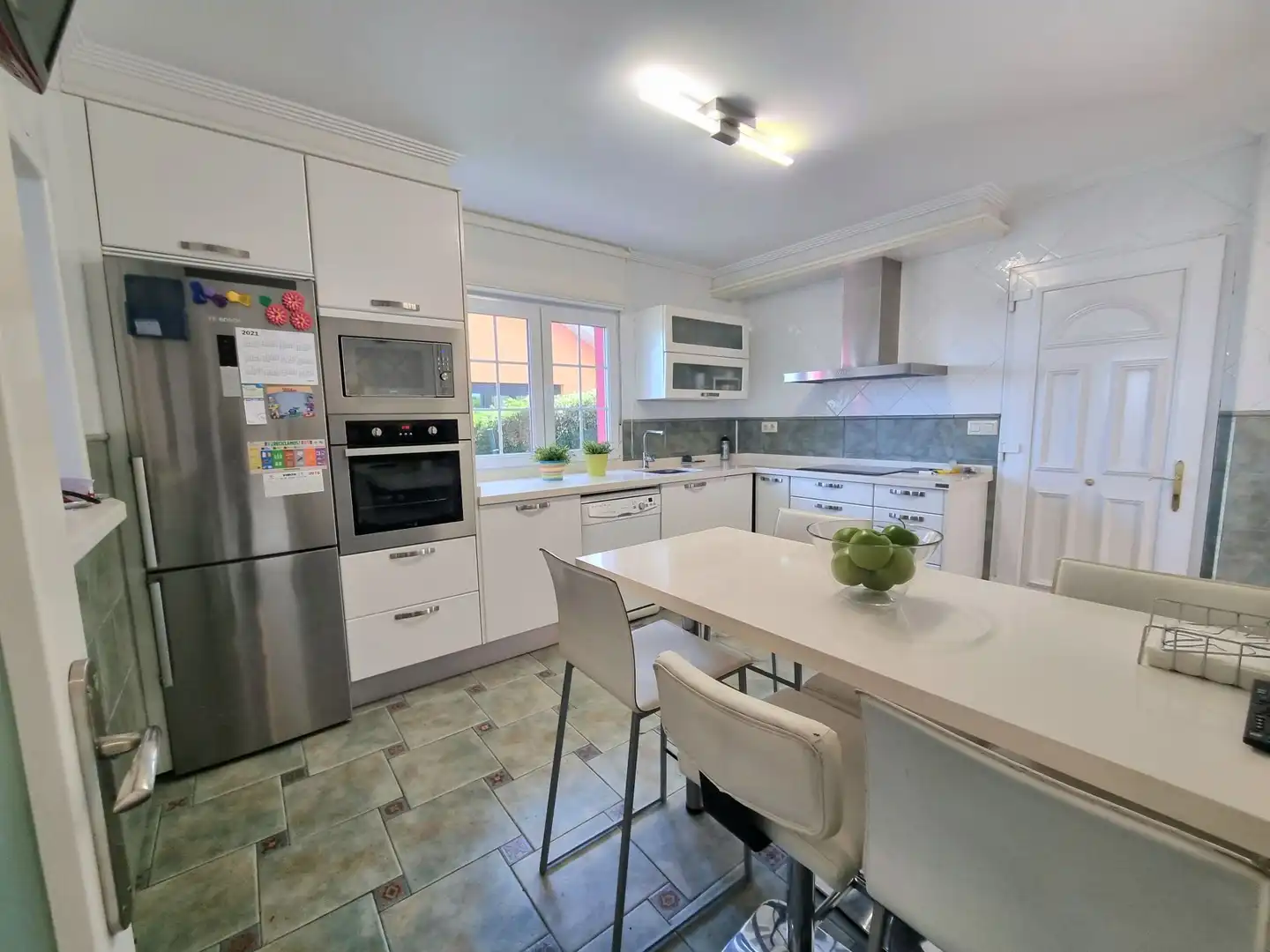 Cocina de Casa o chalet en venta en Carreño con Jardín privado y Trastero