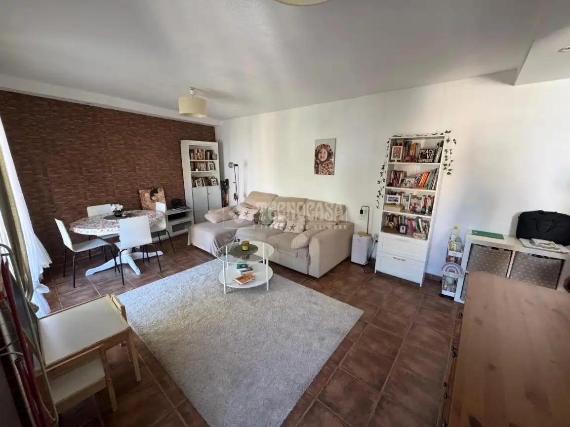 Flat for sale in Zona Renfe