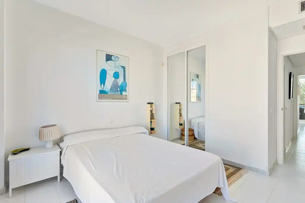 Apartamento con piscina en venta en Riviera del Sol, imagen 13