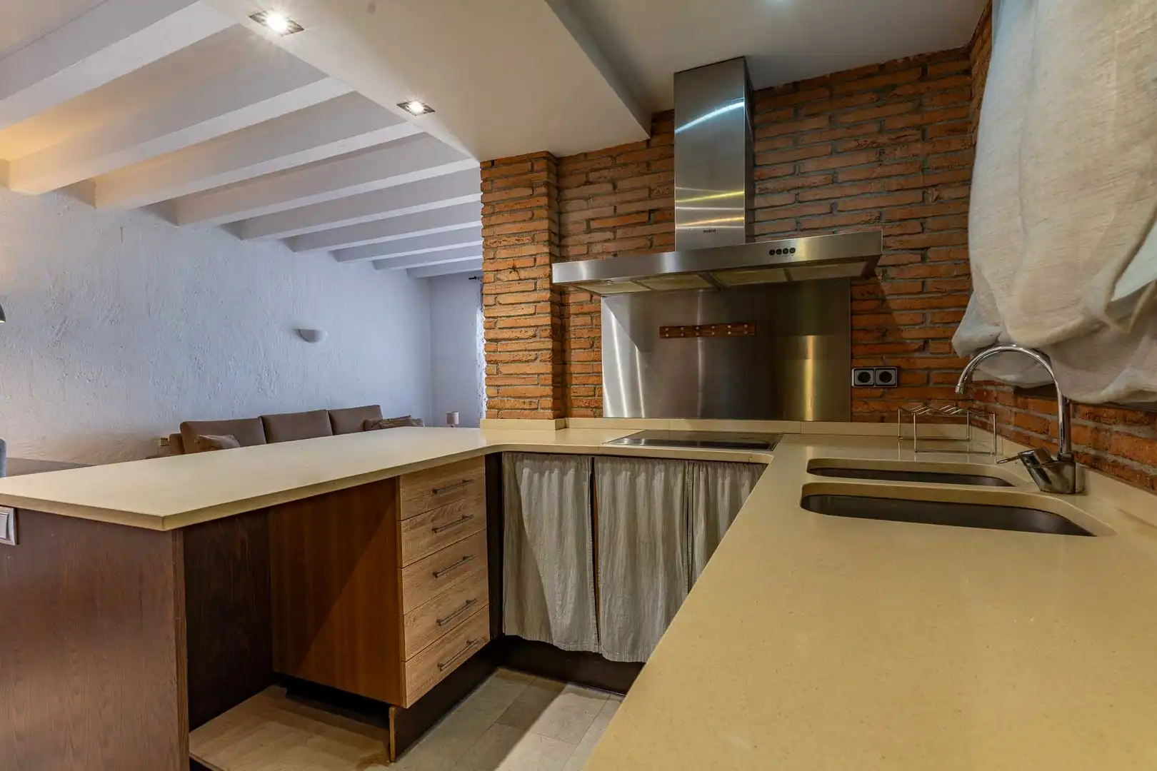 Flat for sale in CL LETRA M SANTA LLUCIA Es: Pl: Pt: VILANOVA I L, L'Aragai