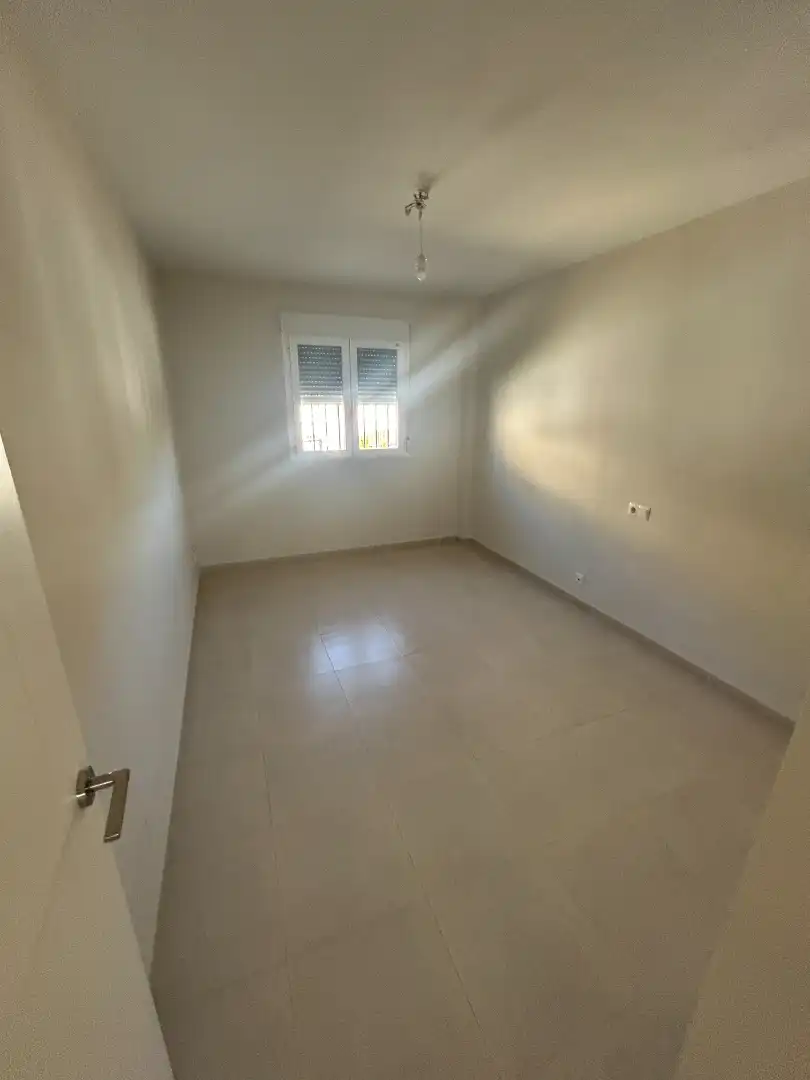 Dormitori de Casa adosada en venda en Vélez-Málaga amb Aire condicionat, Calefacció i Jardí privat