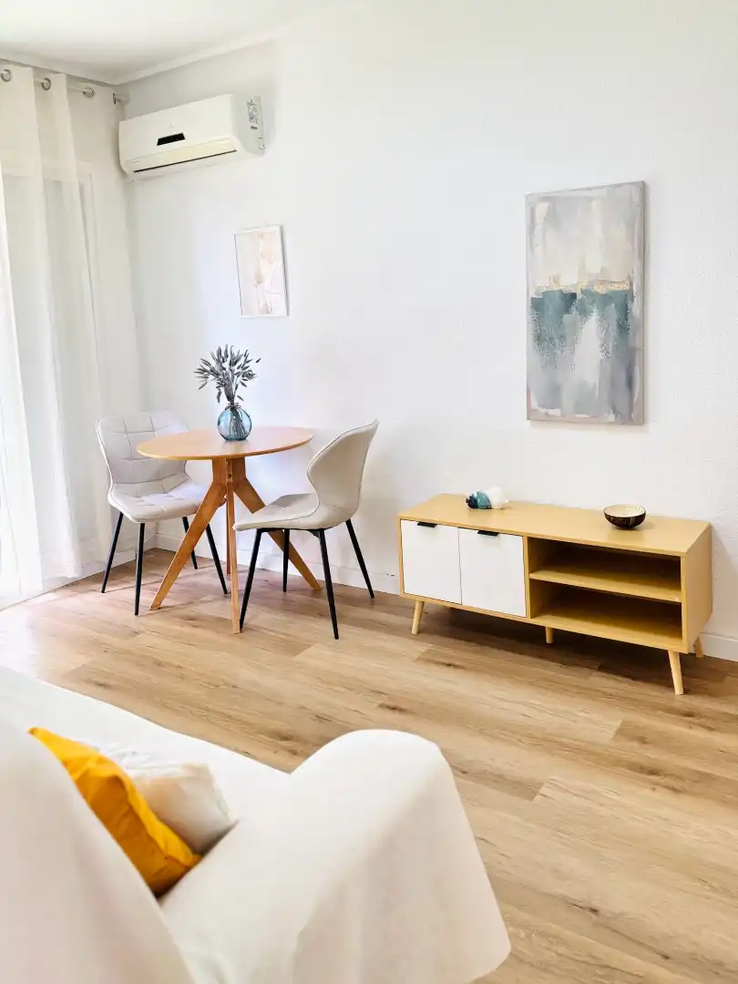 Dining room of Flat for rent in Alicante / Alacant  with Air Conditioner, Furnished and Oven