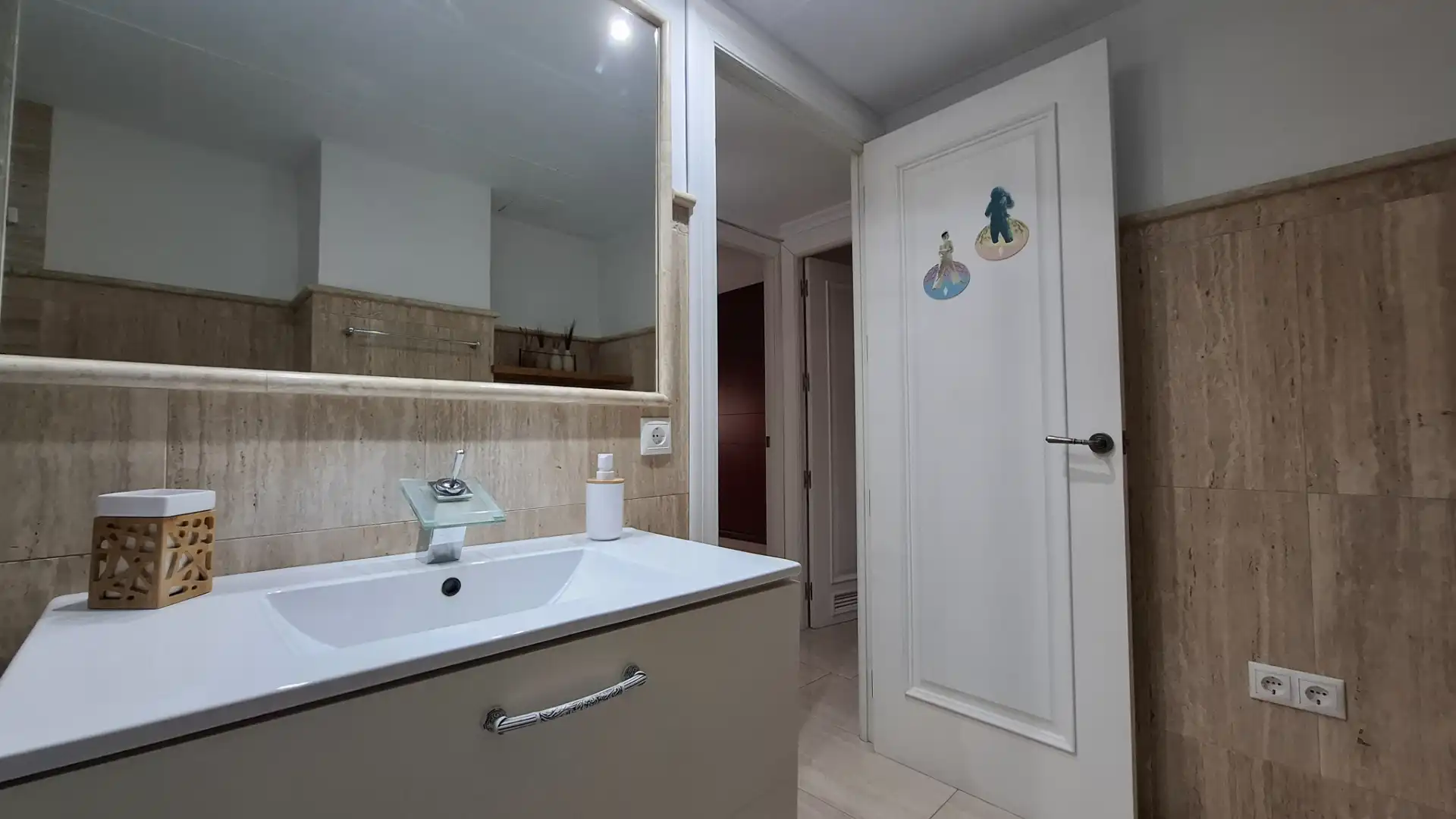 Baño de Piso de alquiler en Córdoba con Aire acondicionado, Calefacción y Amueblado