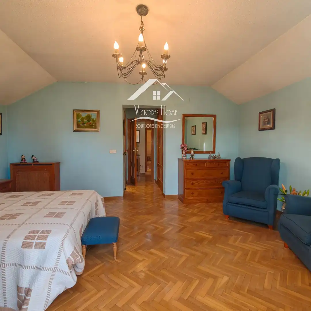 Schlafzimmer von Einfamilien-Reihenhaus zum Verkauf in San Agustín del Guadalix mit Klimaanlage, Heizung und Parkett